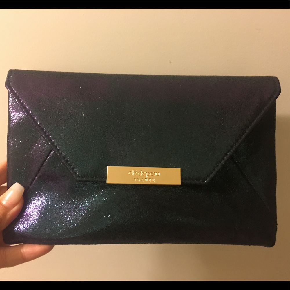 NEW Cle De Peau makeup bag with magnet button